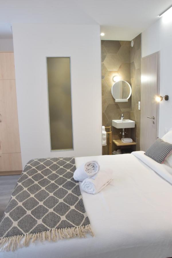 Studio Cosy Black - Cosy & Cocon Мюлуз Экстерьер фото